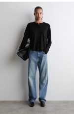 Merino Cardigan Black