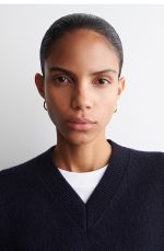 V-Neck Sweater Navy - Image 3