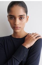 Knitted Top Blue - Image 3