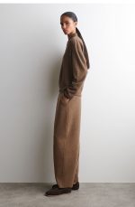 Wool Barrel Pants Brown - Image 2