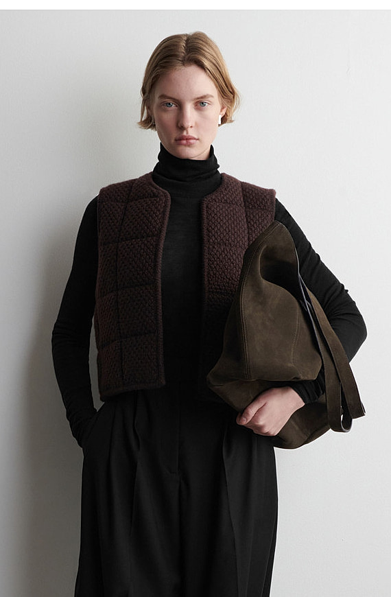 O1CN01pHlcaW1u7vwC8oQOK_!!4611686018427380567-0-item_pic Merino Regular Vest - Image 1