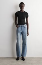 Round-Neck T-Shirt Black - Image 2