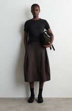 Round-Neck T-Shirt Black - Image 2