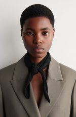 Cut Out Knitted Triangle Scarf Black - Image 3