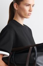 Round-Neck T-Shirt Black - Image 3