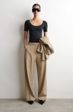 Knitted Slim T-Shirt Black - Image 2