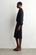 Knitted Straight Skirt Navy - Image 2
