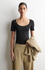 Knitted Slim T-Shirt Black