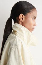 Mock-Neck Jacket Cream - Image 3