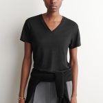 Linen V-Neck T-Shirt Black
