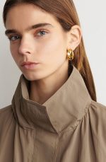 Mock-Neck Jacket Beige - Image 3