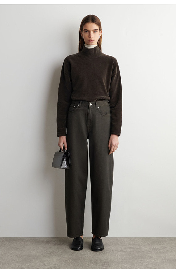 O1CN01qoRhJ81u7vwSWXxiJ_!!4611686018427380567-0-item_pic Barrel Jeans Khaki - Image 1