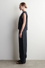 Linen Barrel Trousers Black - Image 2