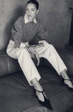 Round-Neck Pullover Gray - Image 2