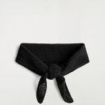 Cut Out Knitted Triangle Scarf Black