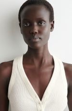 Knitted Slim Vest - Image 3