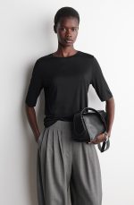 Silk Round-Neck T-Shirt Black