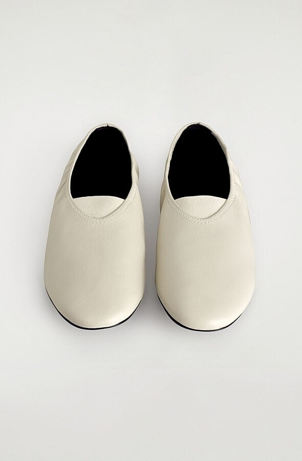 O1CN01IB88Z11u7vxh3Nx5m_!!4611686018427380567-0-item_pic Leather Ballet Flats In Ivory White Summer Model - Image 1