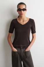 V-Neck T-Shirt Brown
