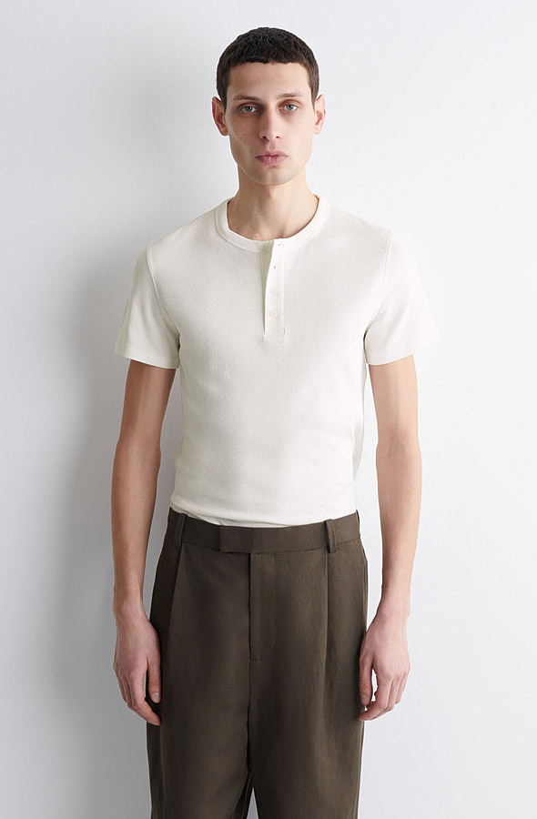 O1CN01jihUEA1u7vxWzhsoU_!!4611686018427380567-0-item_pic Slim T-Shirt White - Image 1