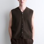 Knitted V-Neck Vest Brown