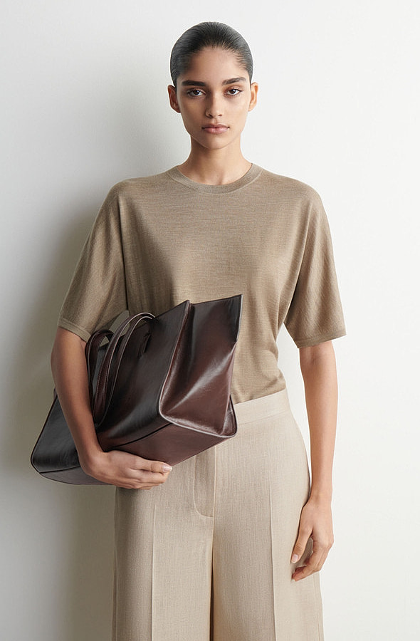 O1CN01znk5jv1u7vxUddUSC_!!4611686018427380567-0-item_pic Wool Regular T-Shirt - Image 1