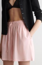 Pleated Shorts Pink - Image 2