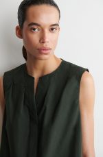Sleeveless Top Green - Image 2