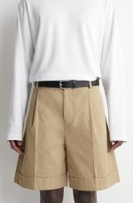 Pleated Shorts Beige