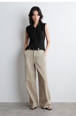 V-Neck Top Black