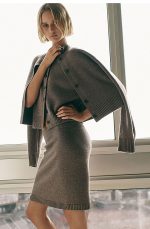 Merino Slim Skirt